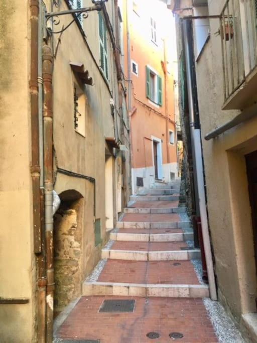 Duplex Vue Mer 50M De La Plage Des Sablettes Menton Exterior foto